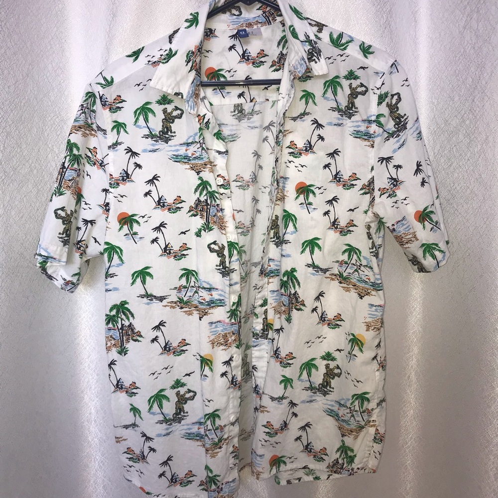 H&M summer button up tee